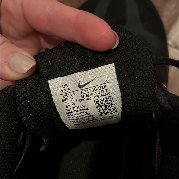Nike Black training shoes men’s 12.5 - Picture 7 of 7
